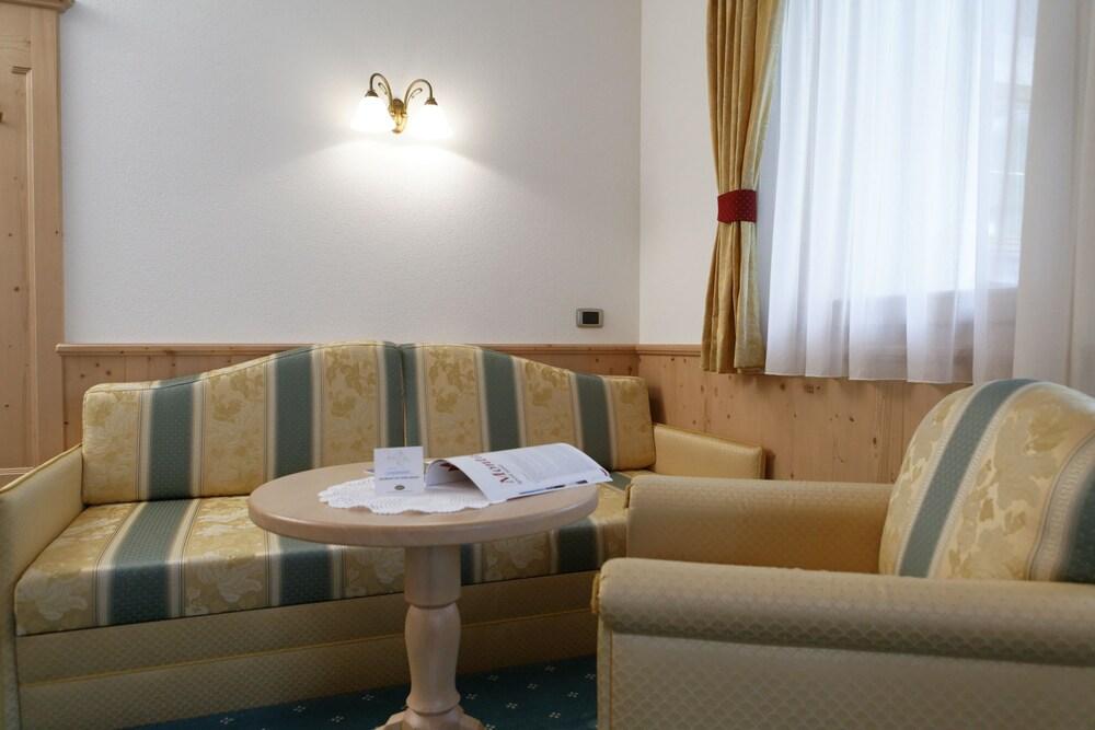 Hotel Plan Murin 3*